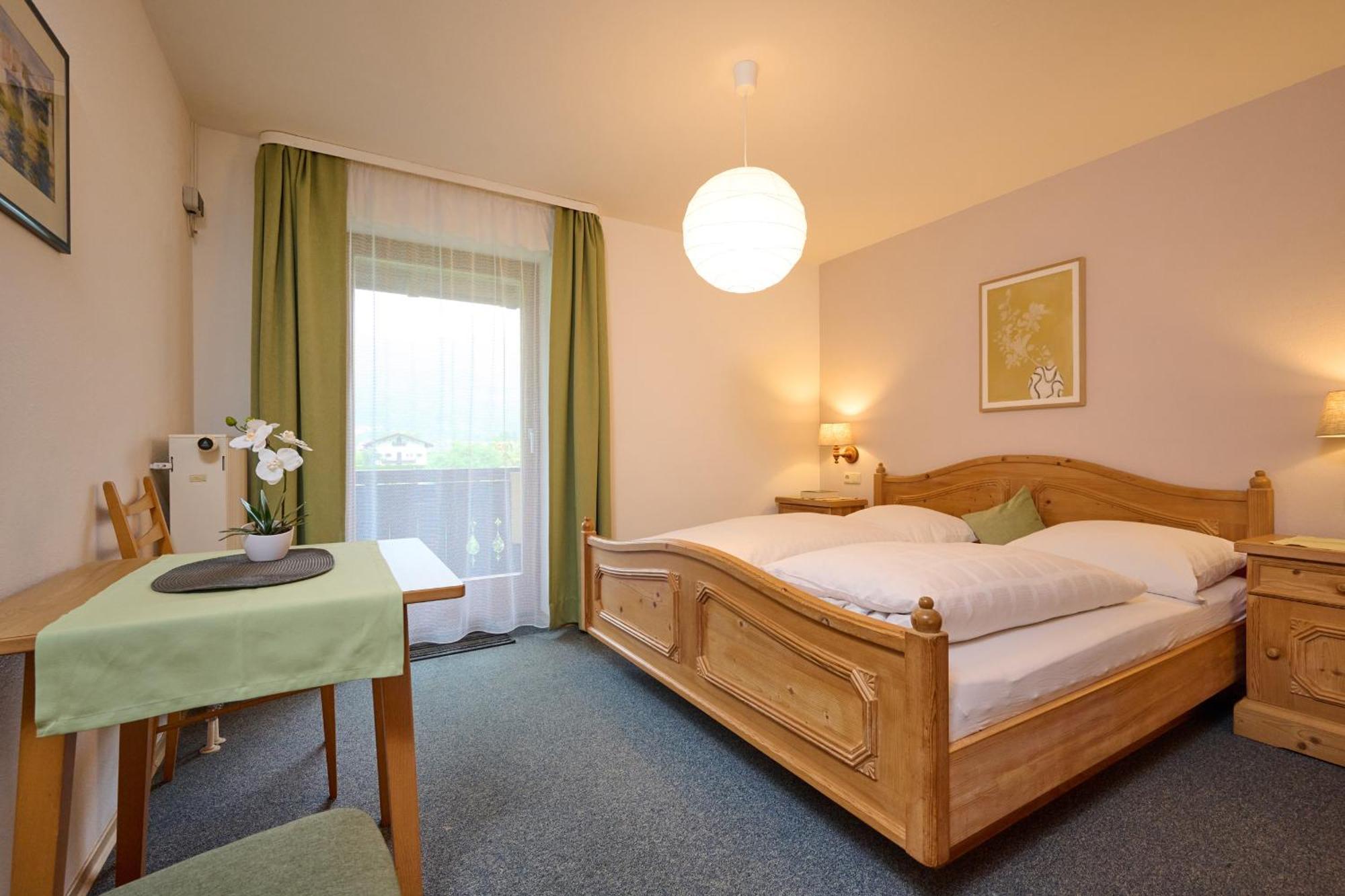 Apartment Gaestehaus Weissenbacher-ferienwohnungen *