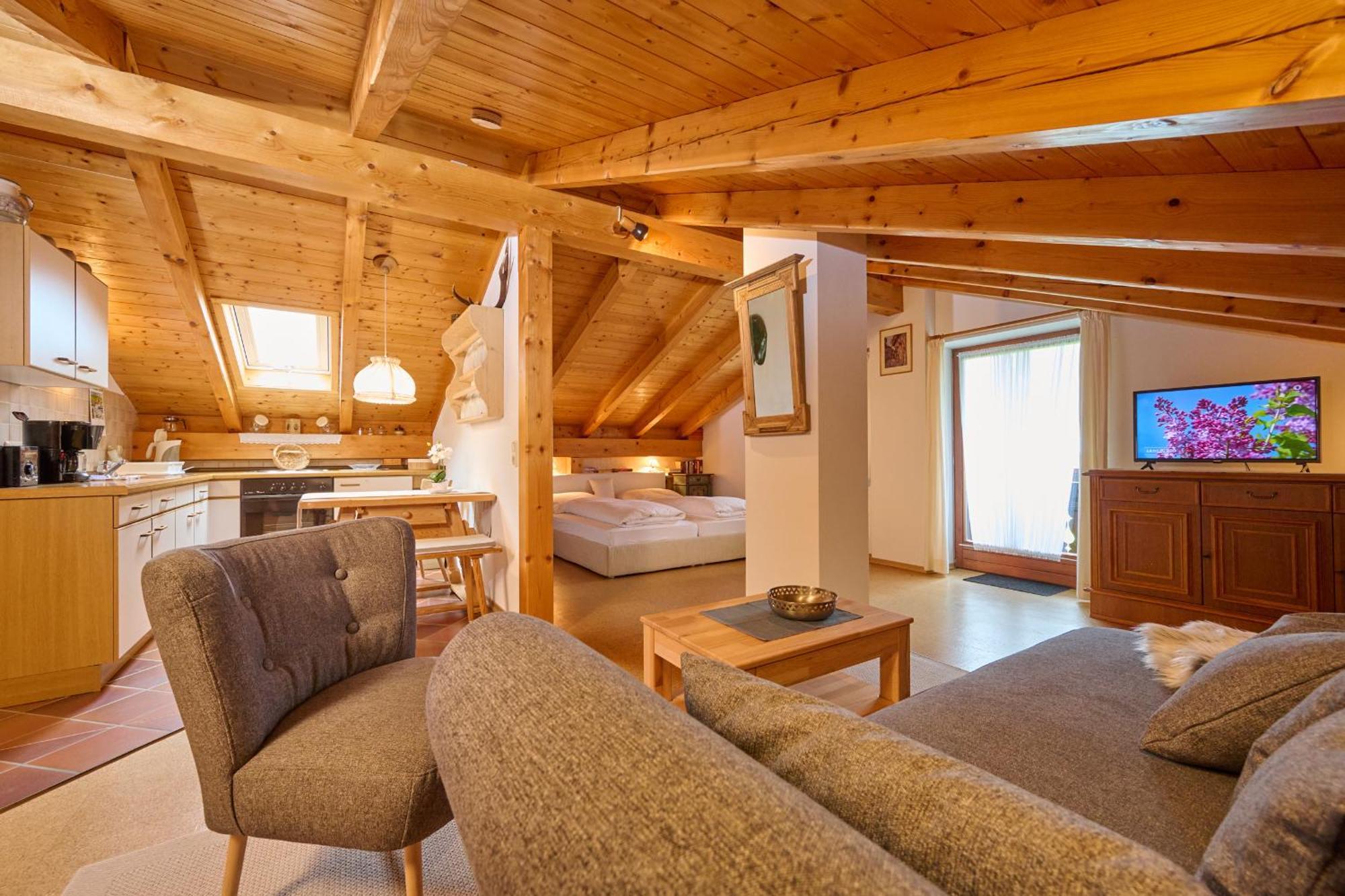 Gaestehaus Weissenbacher-ferienwohnungen Apartment