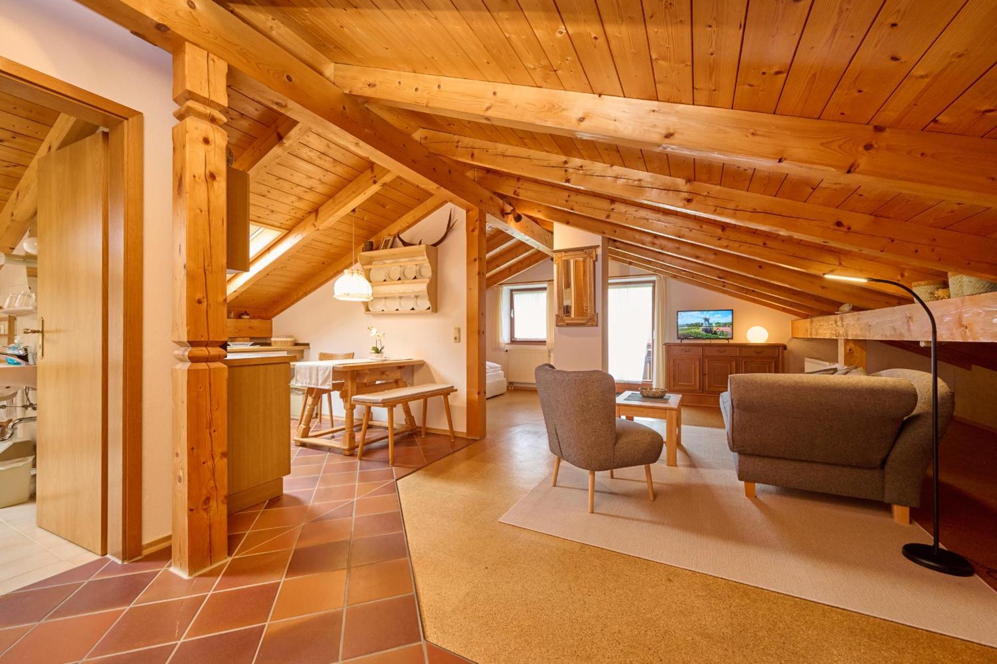 Gaestehaus Weissenbacher-ferienwohnungen Apartment Marquartstein