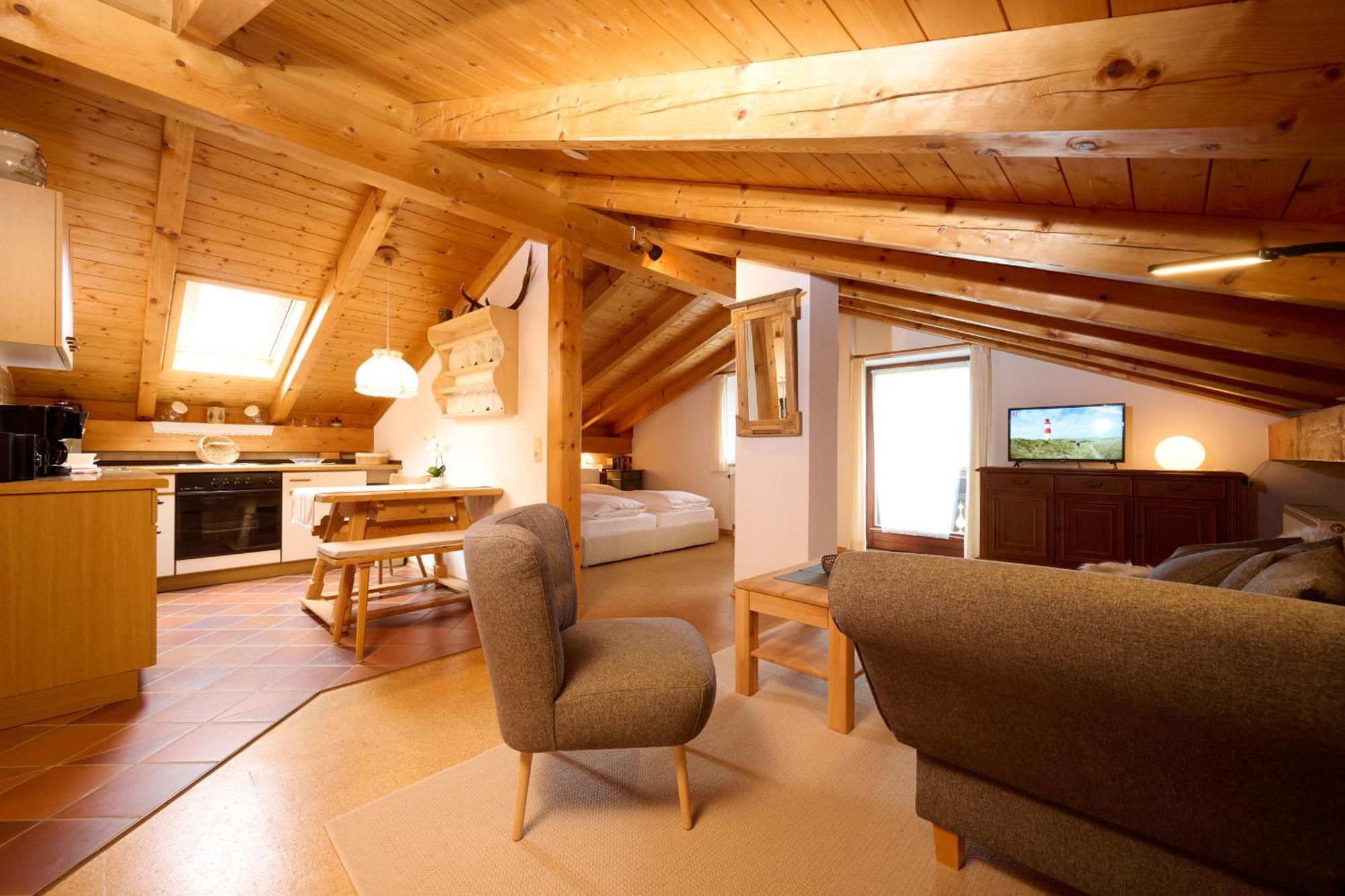 Gaestehaus Weissenbacher-ferienwohnungen Apartment Marquartstein